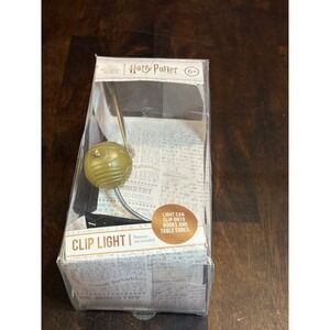 Harry Potter Golden Snitch Clip On Book Light Wizarding World New